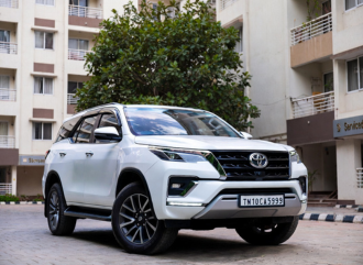 innova crysta car rental chennai