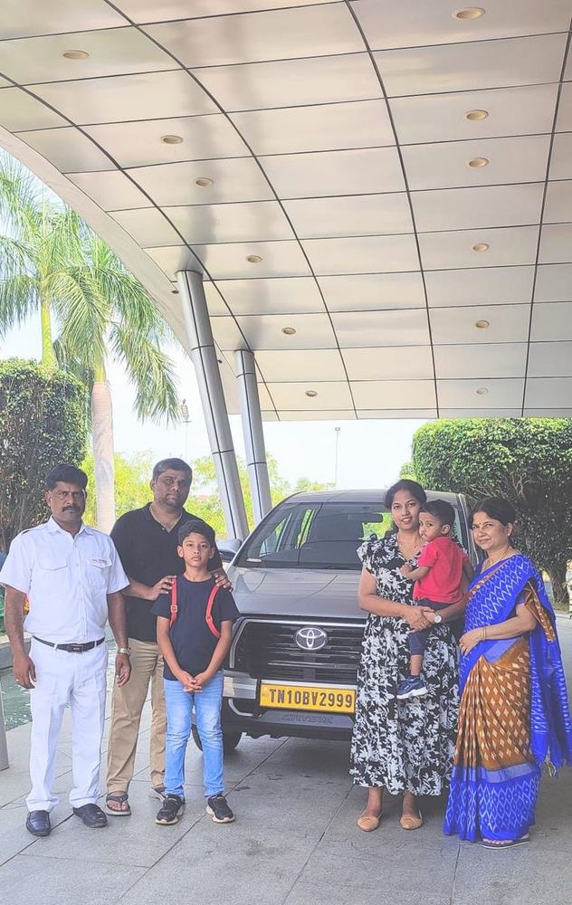 Family with their car and driver – Om Shakthi Travels, Chennai