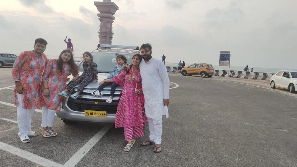 Family on a road trip with our car – Om Shakthi Travels, Chennai