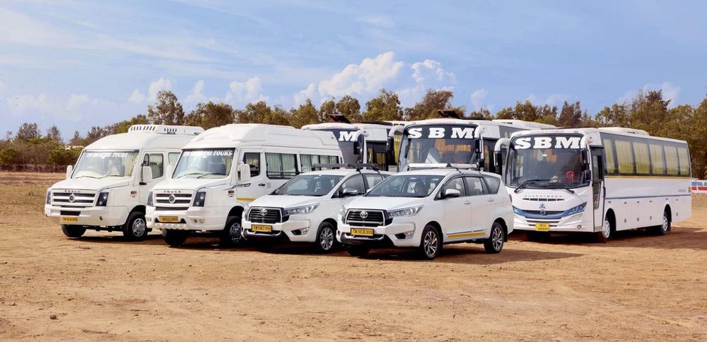 Vans, SUVs and coaches lined up – Om Shakthi Travels, Chennai