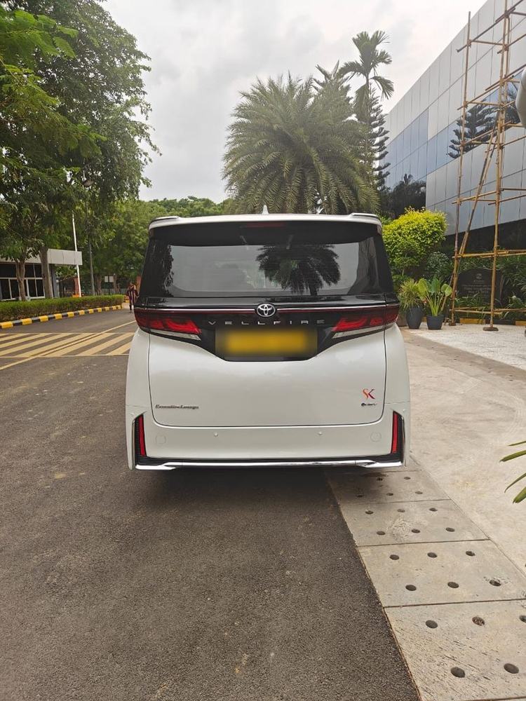 Toyota Vellfire on the road in Chennai